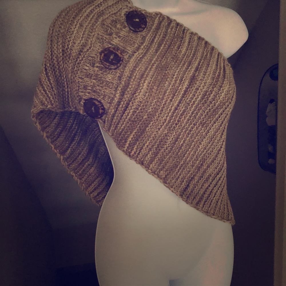 Brown shawl